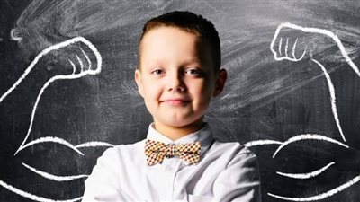 كيف نراقب ونحمي ونعطي الثقة لأطفالنا من عمر 8 إلى عمر 19 سنة.
