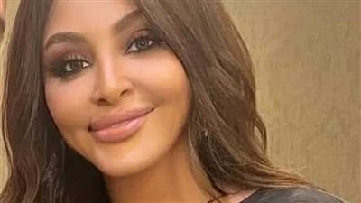 ملاحظة غريبة في صورة اليسا