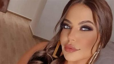 شاركت الفنانة السورية ليليا الأطرش متابعيها عبر حسابها الشخصي في موقع التواصل الاجتماعي أحدث إطلالاتها.