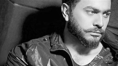 استجاب المطرب المصري تامر حسني لرغبة شاب سوري بالغناء معه سوية باعتباره من أشد معجبي الفنان. وحقق حسني حلم الشاب السوري أحمد البقاعي الذي غنى أغنية من ألبومه وانتشرت بشكل واسع