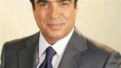 الإعلامي اللبناني جورج قرداحي يكشف عن برنامجه التلفزيوني الجديد الذي يحمل اسم “الملياردير” وهو شبيه ببرنامج “من سيربح المليون”.