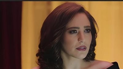 الفنانة عبير نعمة تعلن طلاقها رسمياً على المسرح