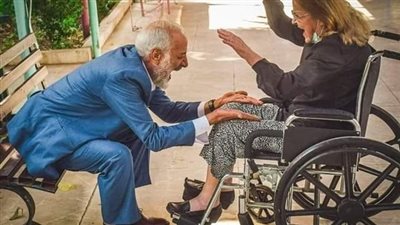 مين منا مابيتذكر المبدعة انطوانيت نجيب يلي حصلت على لقب أجمل وجه في السينما العربية.. ويلي قدرت تحافظ على جمالها وشياكتها حتى بالأيام الأخيرة من عمرها