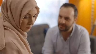 ـ قصة رائعة كنت سعيدا في حياتي عندي زوجة صالحة جميلة