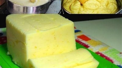 طريقة عمل الجبنة الرومي في البيت بالصور