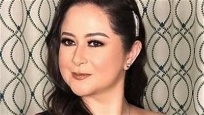 ملابس مي نور الشريف مع أمها تثير ضجة على السوشيال ميديا بأحدث ظهور لهما