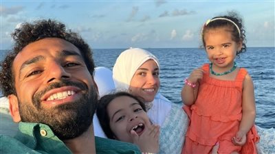 ملاحظة غير متوقعة في صورة محمد صلاح وزوجته