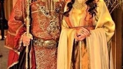 احد الملوك زوج ابنه ثلاث مرات