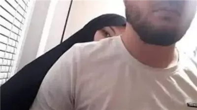 رجل يعود إلى زوجته بسبب منشور على الفيس بوك.. لن تصدق ماذا كتبت