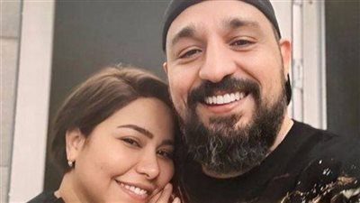 مفاجأة.. من هو الشاب الذي ظهرت شيرين معه؟