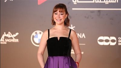 ملحقتش تفرح بخطوبتها .. خبر صــادم عن الفنانة منة شلبي
