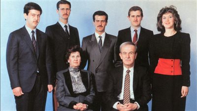 عاجل وثائق سرية وصور تؤكد ان بشار الاسد ليس ابن حافظ الاسد