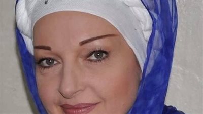 ملكة جمال في شبابها ولم تتزوج الى حد الآن