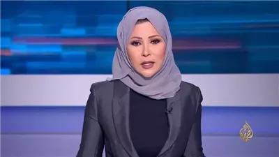 أغنى مذيعة عربية بالارقام وبلا منـ,,ـازع لن يتوقـ,,ـع أحد كم يبلـ,,ـغ راتب الاعلامية خديجة بن قنة من قناة الجزيرة الاخبارية!