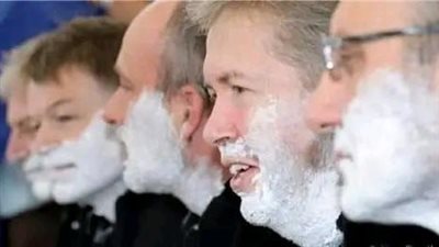 حكاية جاءه تاجر الماس امريكي للحلاقه