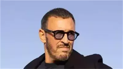 كاظم الساهر يتحدى المړض ويحيي حفلاً غنائياً في جده وهو متعب.. وهذا ما قاله لجمهوره!