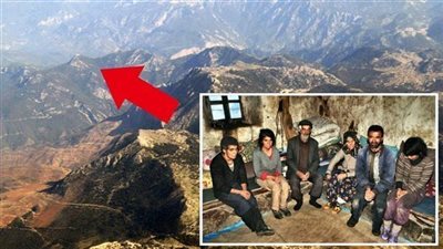 تم العثور بالصدفة على عائلة تعيش في الجبال منذ 80 عامًا لا تعرف ماهو المال ولا تلفاز ولا طائرة