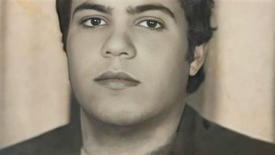 هذا الشاب أصبح فنان شهير راحل