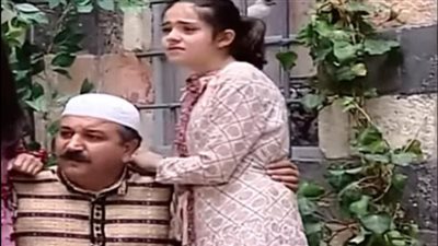 بنت “أبو حاتم” في مسلسل باب الحارة كبرت وصارت أحلى من فلقة القمر .. والمفـ.ـاجأة قرابتها من ” فريال “
