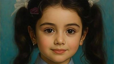 الفتاة الوحيدة التي لا ټندم على صورة طفولتها.. من هي وكيف أصبحت في سن العشرين