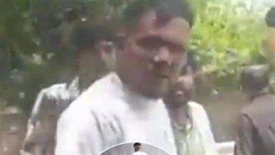 لحظة العثور على الناجي الوحيد من حاډث طائرة الهند!!