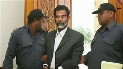 الرئيس العراقي  صدام حسين