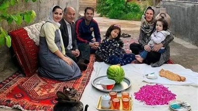 امرأة تقول : كانت عندي عائلة ابي وامي